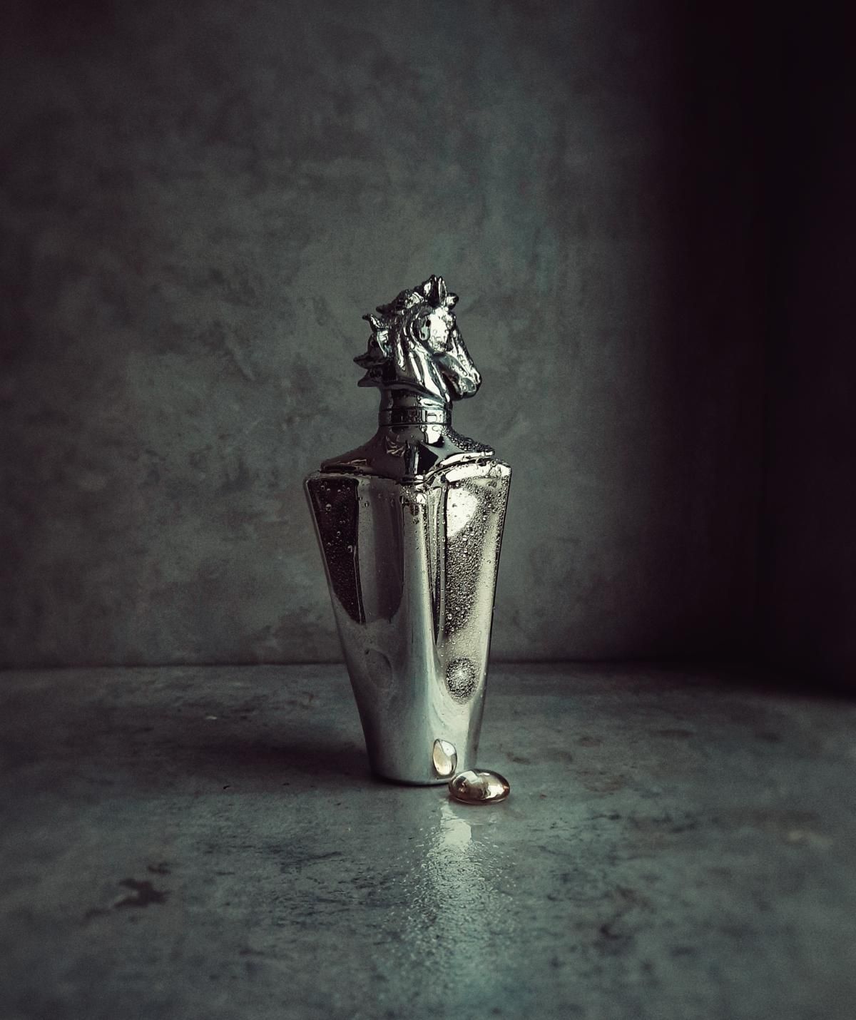 Lattafa Maahir Legacy EDP